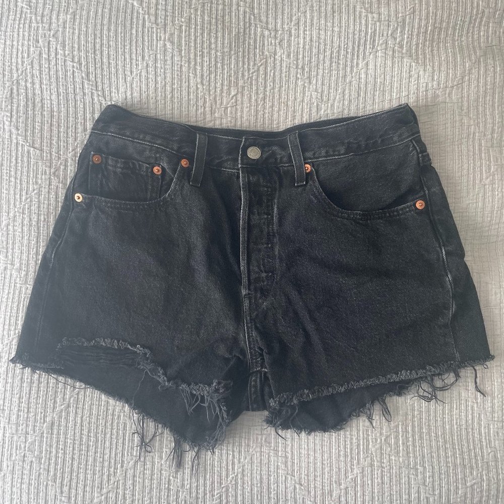 Levi's Women's 501 High Waisted Black Button Fly Denim Shorts Size 28
